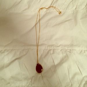 Black pendant necklace