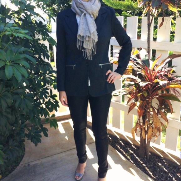 Micheal Kors Blazer!!! Hot Day to Night Piece!! - Picture 3 of 4