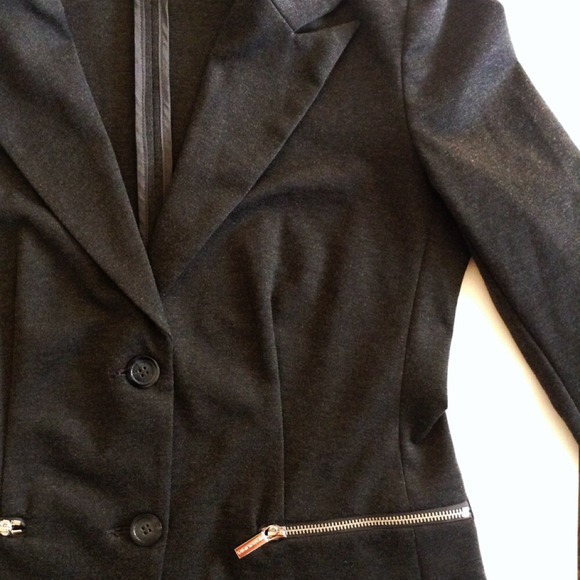 Micheal Kors Blazer!!! Hot Day to Night Piece!! - Picture 4 of 4