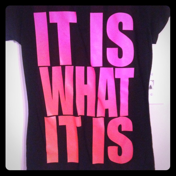 It is what it is shirt💗