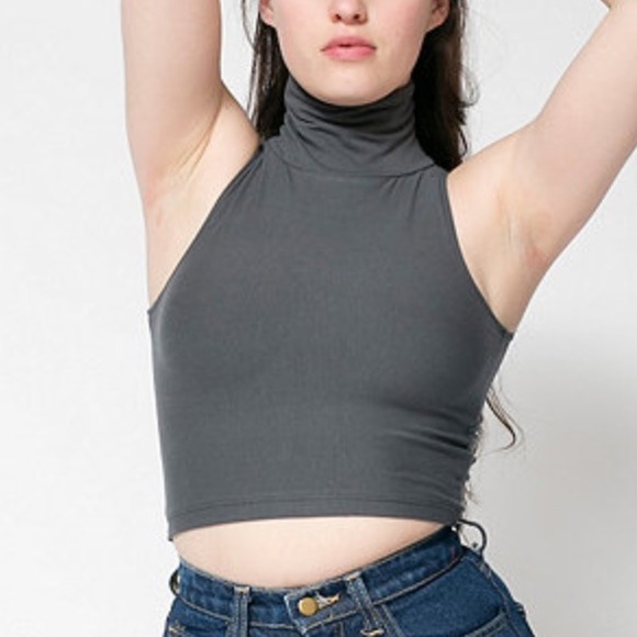 AA Sleeveless Turtleneck Croptop