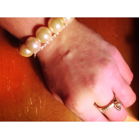 Jewelry bundle. - Picture 4 of 4