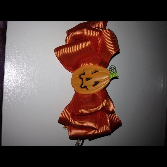Halloween pumpkin hair bow