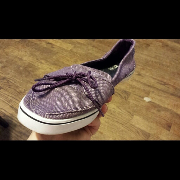 purple nikes