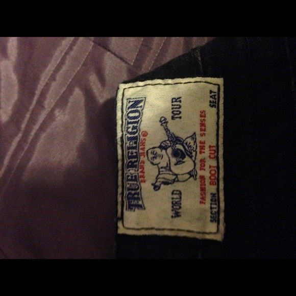 AUTHENTIC TRUE RELIGION BRAND JEANS - Picture 2 of 4