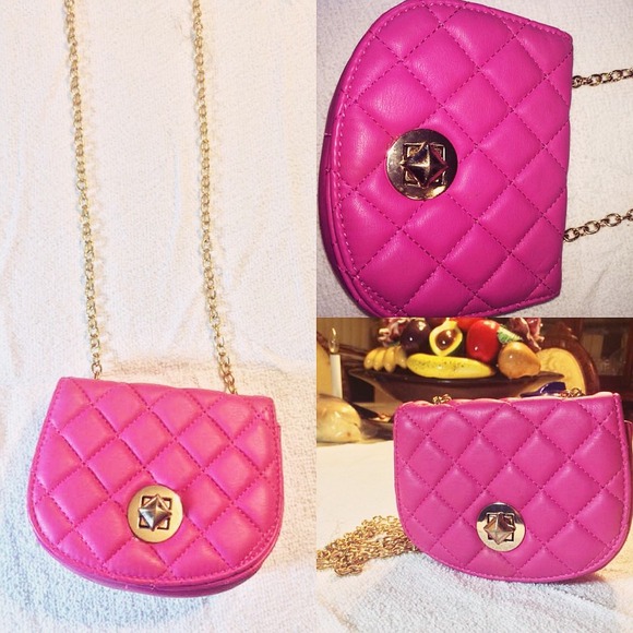 Pink small clutch