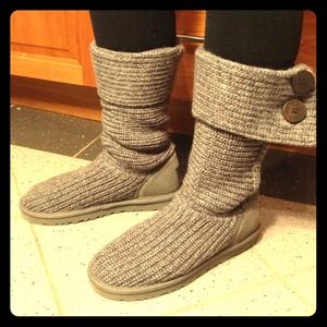 Knitted gray Ugg boots- size 9