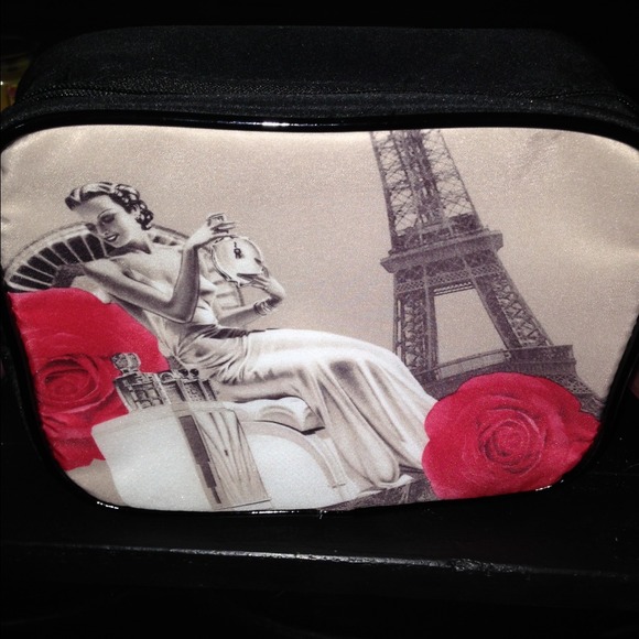 🚫SOLD🚫Lancôme Make Up Bag! BRAND NEW!!
