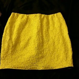 Yellow and black lace skirt NEW W Tags!