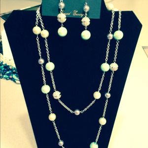 Park Lane *REDUCED luscious Necklace and earrings