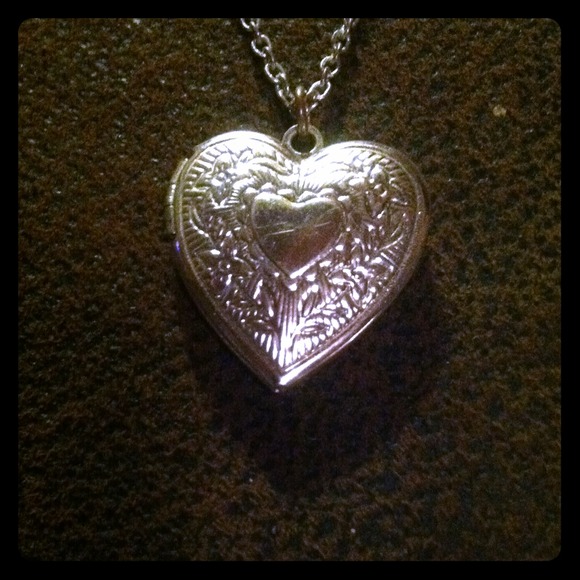 Heart locket necklace