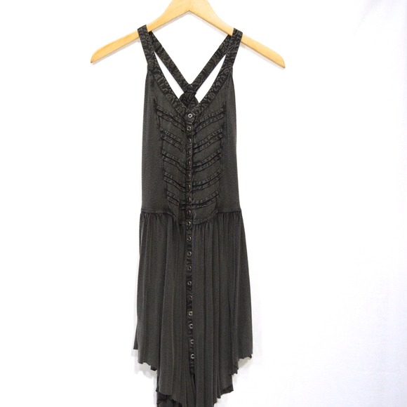 Urban outfitter'a brand Ecote asymmetrical hem