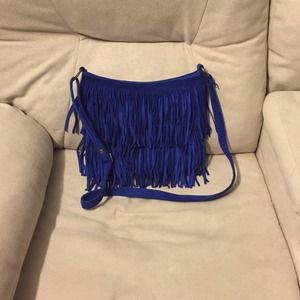 Fringe bag in cobalt
