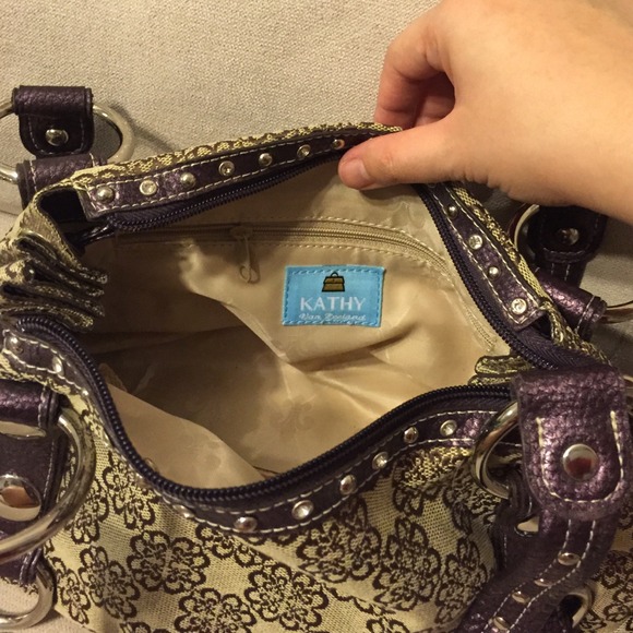 Printed canvas bag with metallic purple trim - Picture 4 of 4