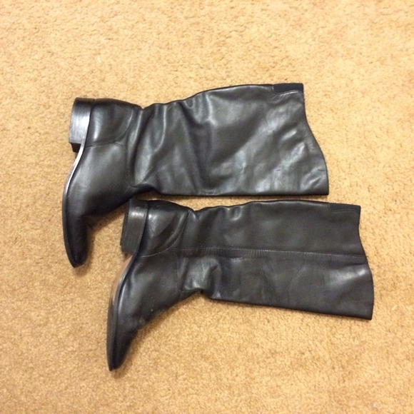 Genuine leather vintage black boots