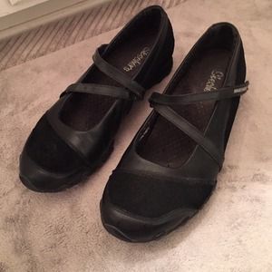 Black Skechers