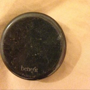 BeNefit Concealer