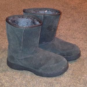 Warm furry snow boots!