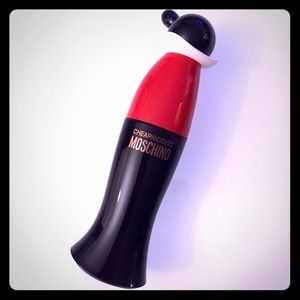 MOSCHINO Cheap & Chic Perfume