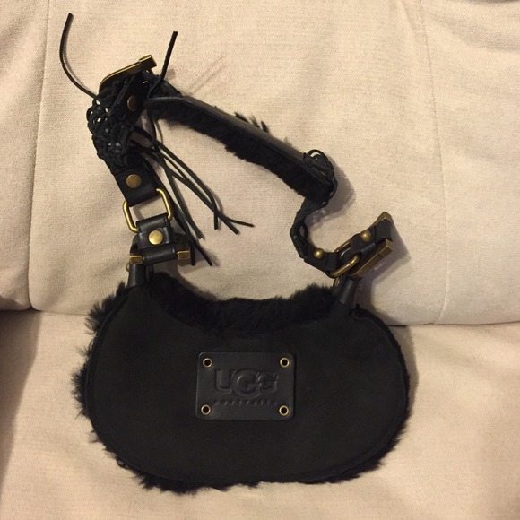 Black ugg shoulder bag