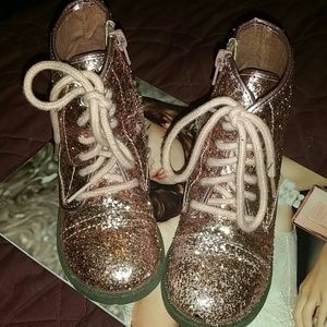 Little girls pink glitter boots