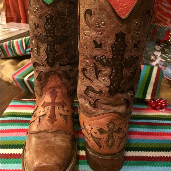 Coral Women's Boots