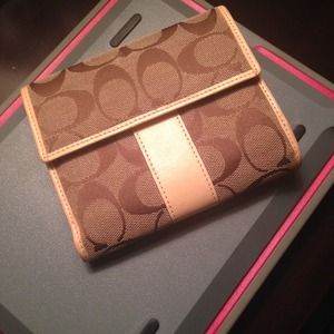 Authentic Coach wallet