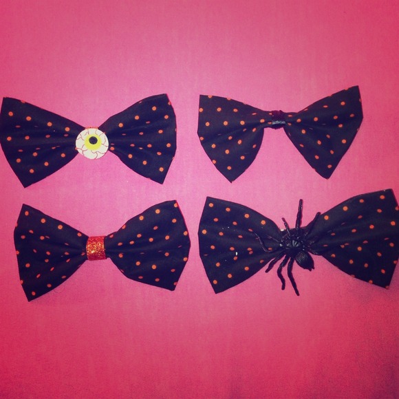 Hair bows