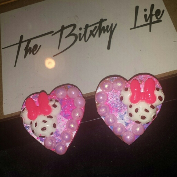 Custom|Couture Minnie Mouse Earrings - Picture 1 of 4