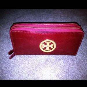 Red double zip TB wallet clutch excellent