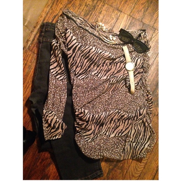 One Sleeve Leopard & Tiger Printed Blouse