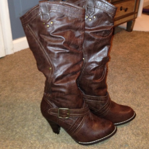 Brown boots