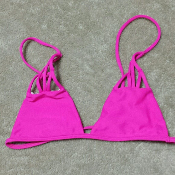 ❎ SOLD ❎ NWOT $70 PP Acacia Guava Santorini Top