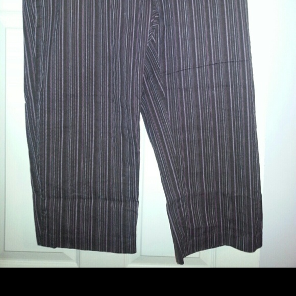 Capris - Picture 2 of 2