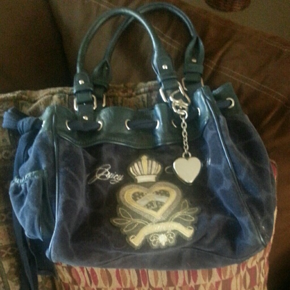 Purse - Picture 1 of 1