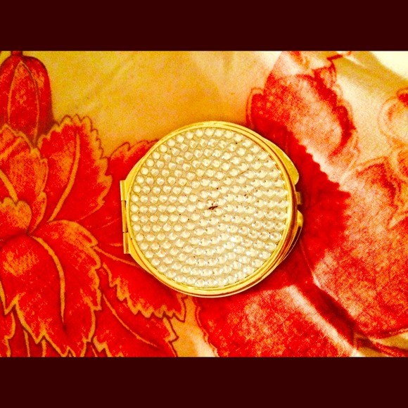 Cute compact mirror