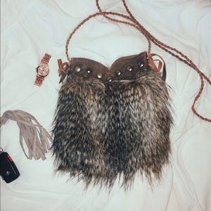 Patricia Wolf long strapped real leather purse!