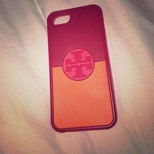 Tory Burch iPhone 5/5s silicone case