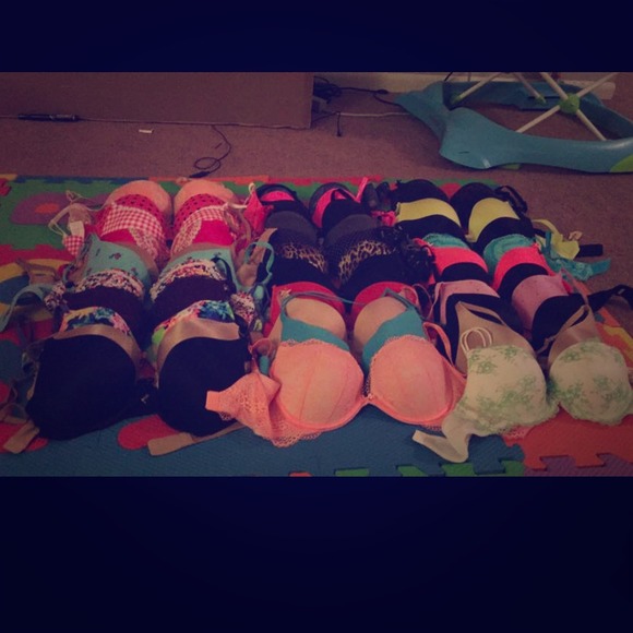 Victoria secret bras.