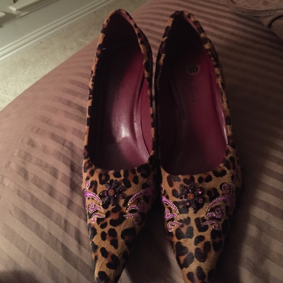 Leopard Upper