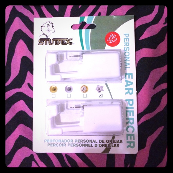 Personal ear piercer