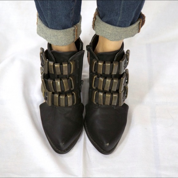 Forever 21 buckled booties
