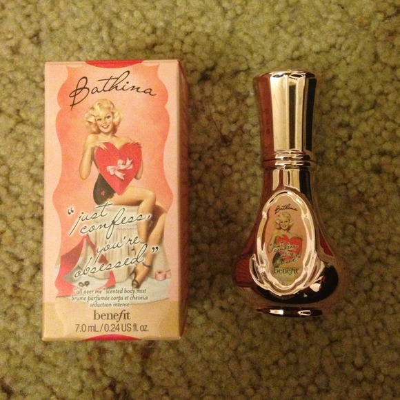 Deluxe size Benefit Bathina hair/ body spray