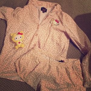 Forever 21 Hello Kitty PJ Set