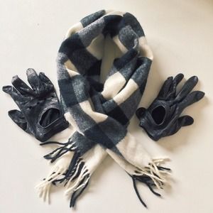 B&W Plaid Scarf