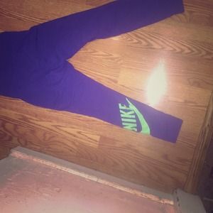 Nike yoga pants