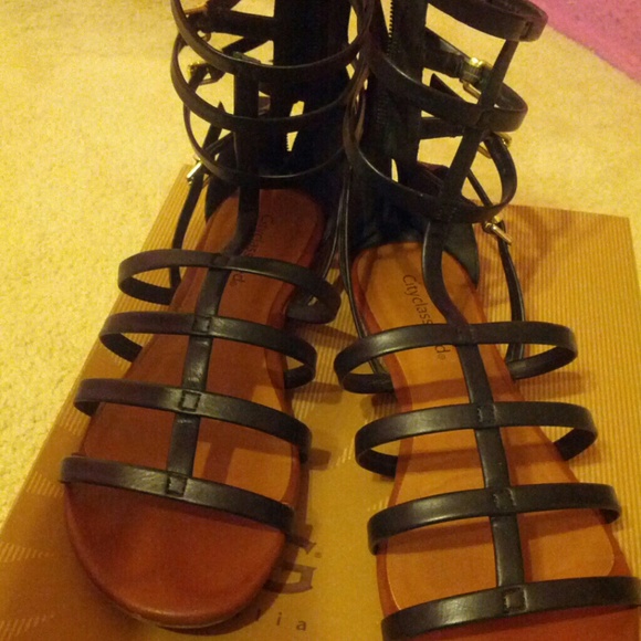 Aztec zip up sandals