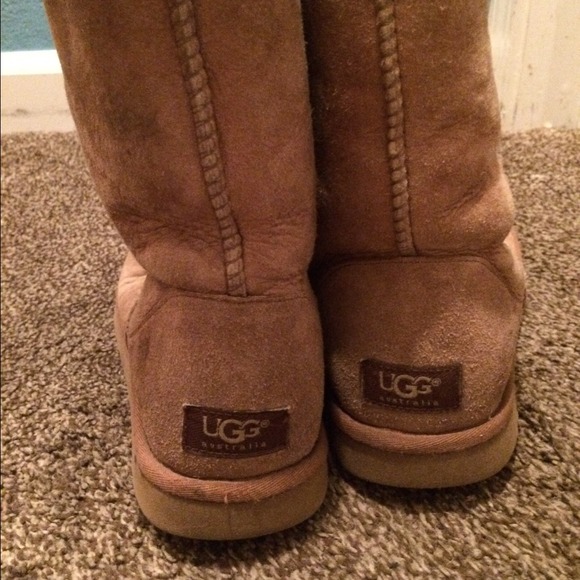 UGG Boots - BROWN UGG BOOTS