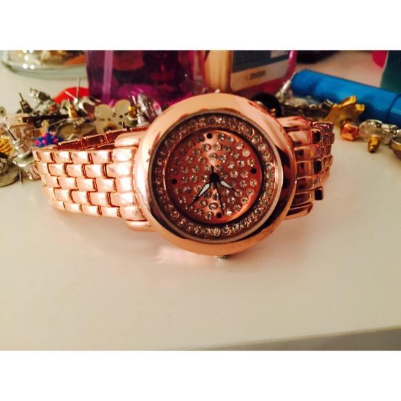 Rose Gold Watch✨