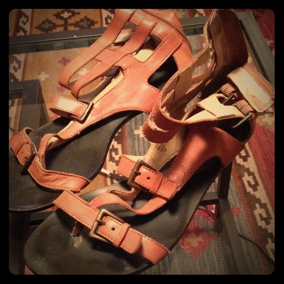 Leather sandals